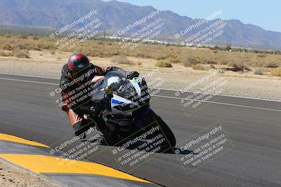 media/Oct-08-2022-SoCal Trackdays (Sat) [[1fc3beec89]]/Turn 16 Inside (1130am)/